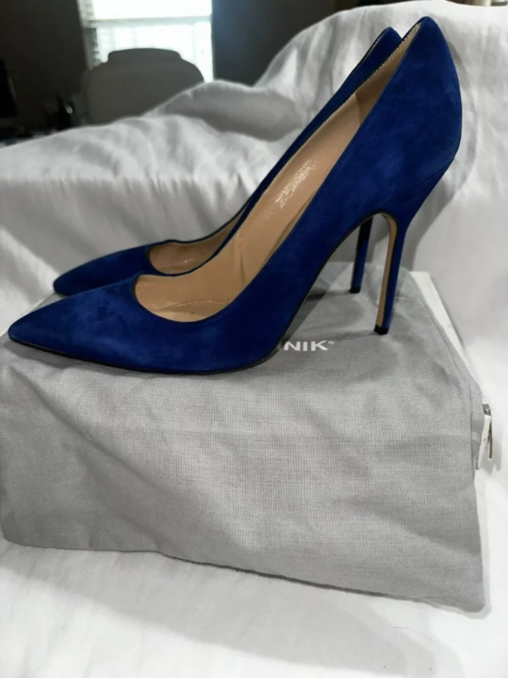 Manolo Blahnik, 40.5, Royal Blue